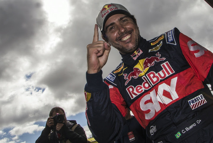 Pentacampeão da Stock Car Caca Bueno. - Foto: Bruno Terena/Red Bull Content Pool