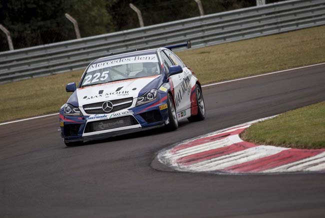 Mercedes #225 do piloto catarinense Max Mohr. - Foto: Luciano Santos.