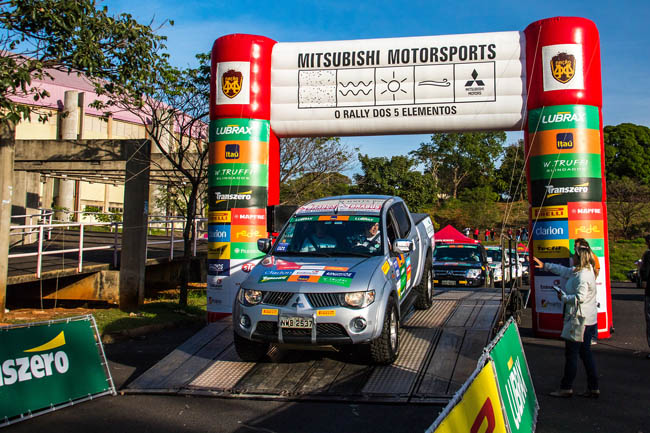 Nação 4x4 passará por trilhas desafiadoras. - Foto: Cadu Rolim/Mitsubishi.