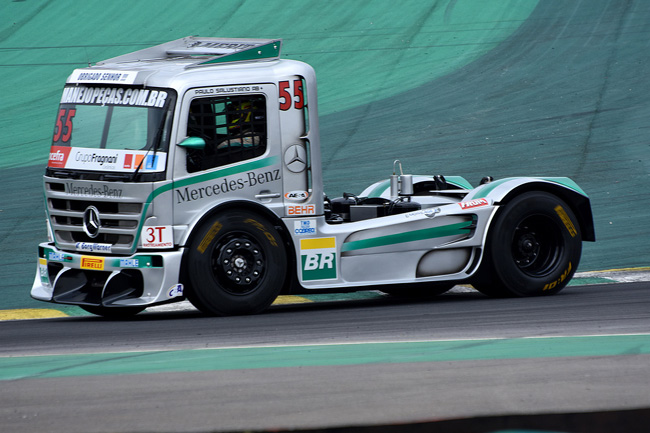 Vice-líder da Fórmula Truck, Salustiano busca manter a regularidade na categoria. - Foto: Luciana Flores.