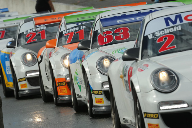 No destaque os belos Porsches GT3. - Foto: Lucas Bassani