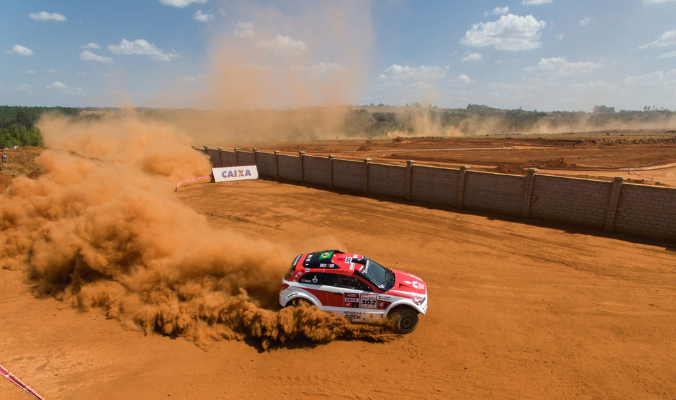 Guiga Spinelli e Youssef Haddad estão a bordo do ASX Racing. - Foto: Gustavo Epifanio/Mitsubishi.