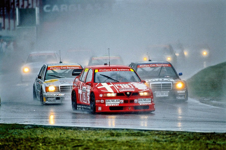 alfa_romeo_155_2-5_v6_dtm_e