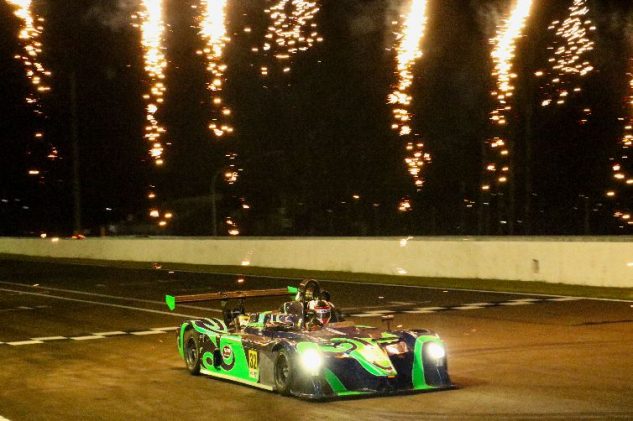 Tubarão Mugen #32 vence em Londrina. - Foto: Vanderley Soares.