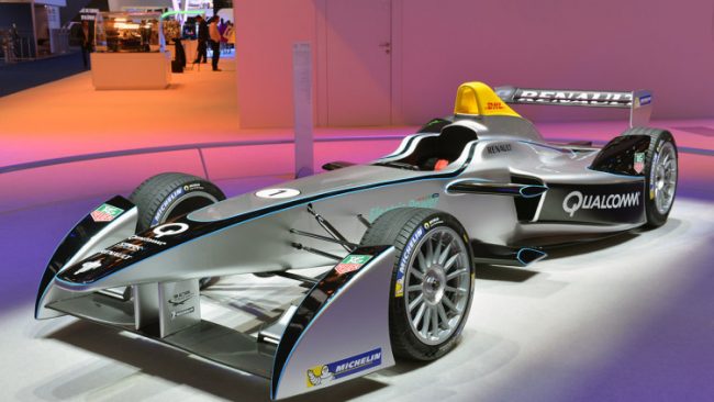 Modelo Spark Renault SRT 01E no Salão de Frankfurt. - Foto: fiaformulae.com