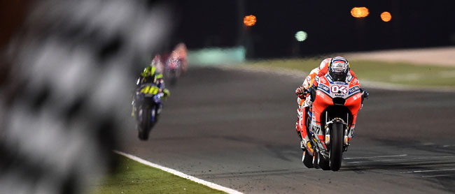 Marc MARQUEZ SPA / Andrea DOVIZIOSO ITA - Linha de Chegada - Qatar 2018 - Moto GP - Foto: Michelin