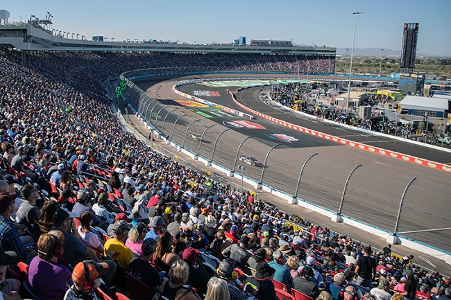 Foto: phoenixraceway.com