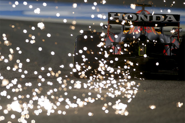 Foto: Twitter Red Bull - Max Verstappen pole position GP Bahrein 2021