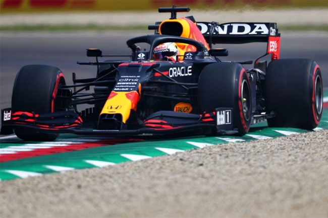 Foto: F1.com - Max no 3º treino livre para o GP da Emila Romagna - Fórmula 1