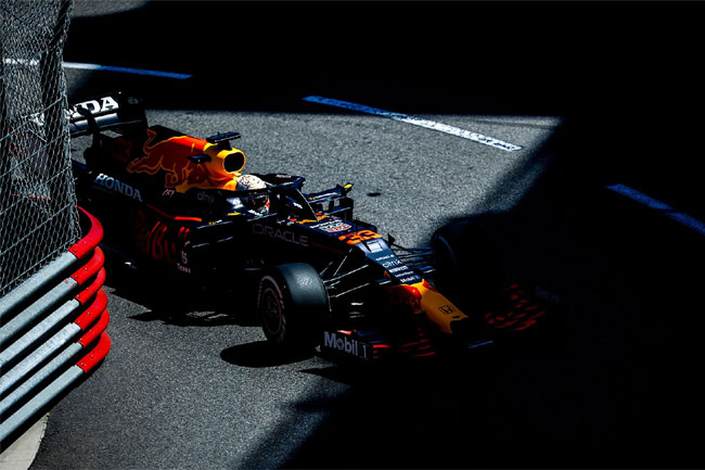Max Verstappen cravou o melhor tempo no TL3 em Mônaco - F1 - 2021 | Foto: Twitter Red Bull Oficial