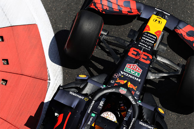 Max Verstappen liderou o TL1 do GP de Azerbaijão de F1 2021 - Foto: Red Bull Twitter