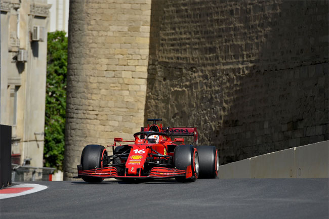 Pole position para o GP do Azerbaijão - Baku - 2021 - Foto: Twitter Ferrari Oficial