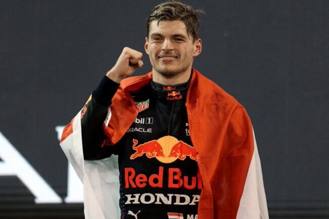 Verstappen foi o primeiro piloto não-Mercedes a ganhar o campeonato desde 2013. | Foto: F1 no Twitter