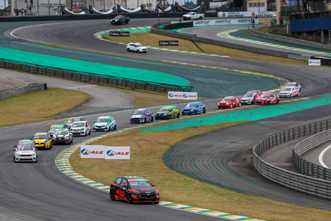 Foto: Vanderley Soares/Turismo Nacional (Release de Rodolpho Siqueira / Fernando Silva / Bruno Vicaria)